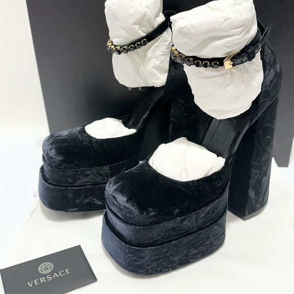 Versace Aevitas Platform Pumps EU 39/ US 9 Black Velvet Shoe Crystal NIB $1,575 - Picture 8 of 15